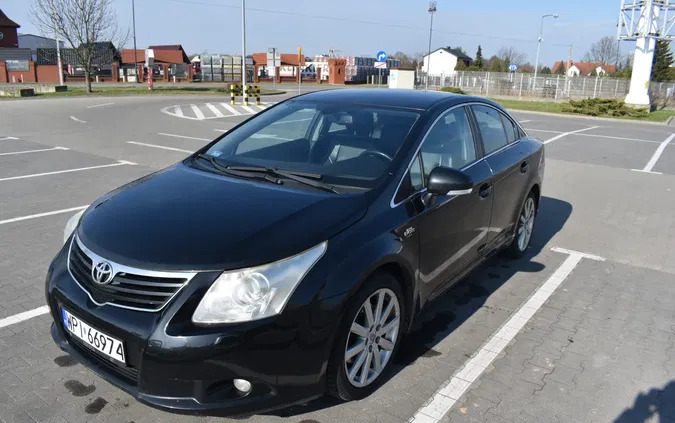 toyota avensis bielawa Toyota Avensis cena 26445 przebieg: 221161, rok produkcji 2009 z Bielawa